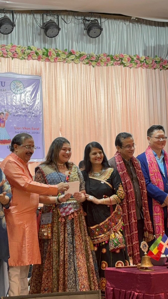 7th Regular Meeting – Garba Night! 🕺in Twinning with Lions Club of Juhu

📅 4th Oct
🕚 7:30 pm – 11:30 pm
📍 C.D. Barfiwala School
👥 48 Leos 

Garba Night = beats, twirls &amp; energy! Leos rocked dandiya duels, dance-offs &amp; style, lighting up the floor vibes all around!