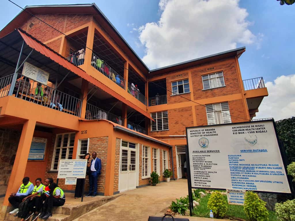 RADIOSALUS1's tweet image. U Rwanda kuri uyu wa Mbere, rwifatanyije n&apos;Isi kwizihiza umunsi mpuzamahanga wahariwe kurandura Kanseri y&apos;Inkondo y&apos;Umura.
@RBCRwanda n&apos;abafatanyabikorwa bayo bakoreye ubukangurambaga mu kigo nderabuzima cya COR-NUM, mu murenge wa Kimisagara, hanasuzumwa ababishaka.
#SalusAmakuru