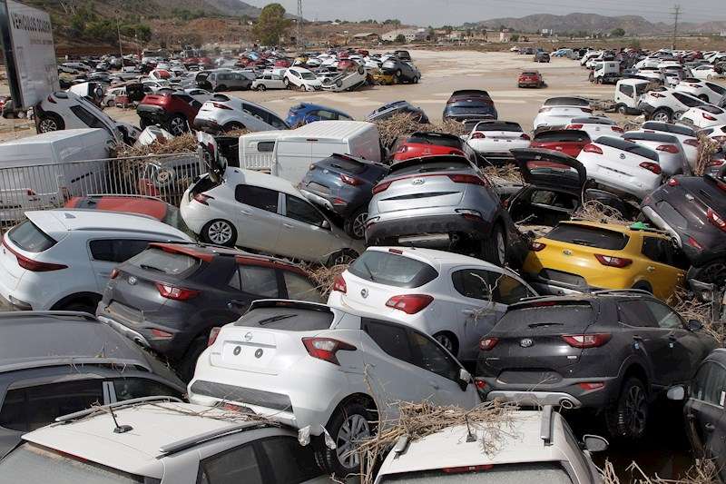 DANA ALICANTE 2019: El Cecopi se montó 48 Horas. 
📣El Botànic reforzó los días previos en un 12 % el personal de las salas de atención de llamadas de teléfono del 112
📣Se suspendieron las clases de manera preventiva para 20.000 alumnos.
📣 Que no se olvide.