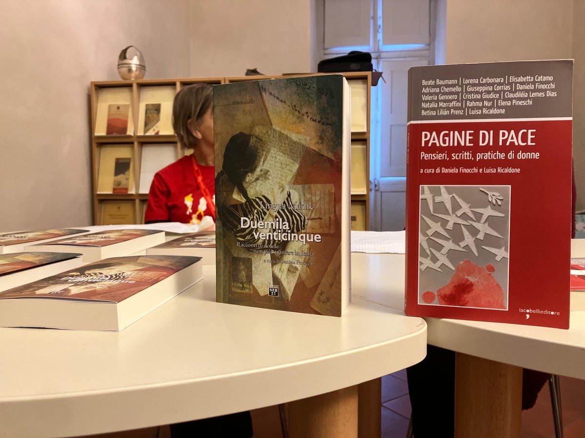 Ieri Loranda Domi e Nancy Jissel Solis Realpe, vincitrici della XX edizione CLM, sono state protagoniste di un incontro a <a href="/scrittorincitta/">scrittorincittà</a> rinnovando la collaborazione che da sempre lega il festival al progetto.
concorsolinguamadre.it/scrittorincitt…