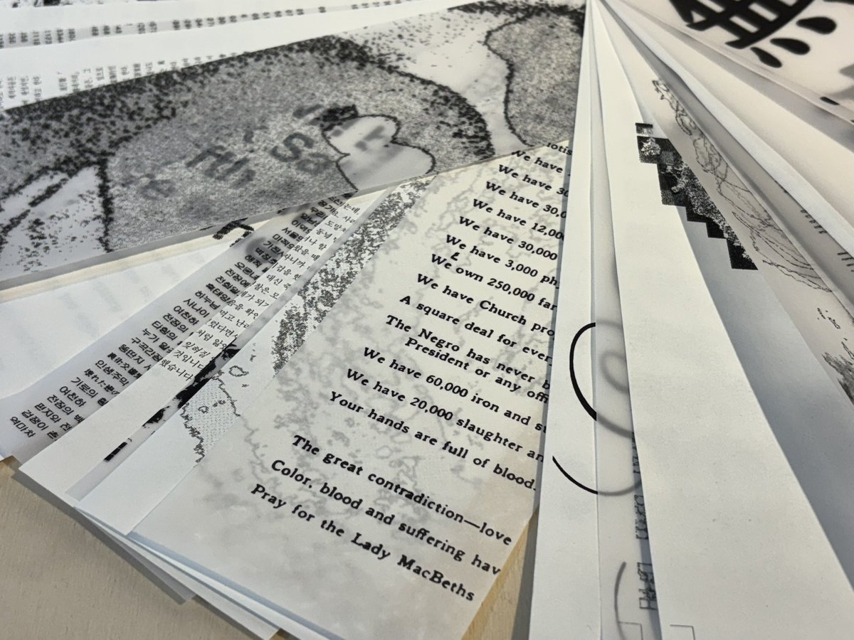 onelookinside's tweet image. 오늘 갑자기 시간이 생겨서  덕성여대 졸전! 빠르게 다녀왓다🚶‍♂️