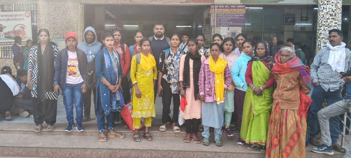 ngopranofficial's tweet image. 14 candidates left for a 45-day Sewing Machine Operator training at Medhavi Foundation, Patna. The program will build their skills and connect them to job opportunities in the apparel sector.
#PRAN #TataSkill #TataTrust