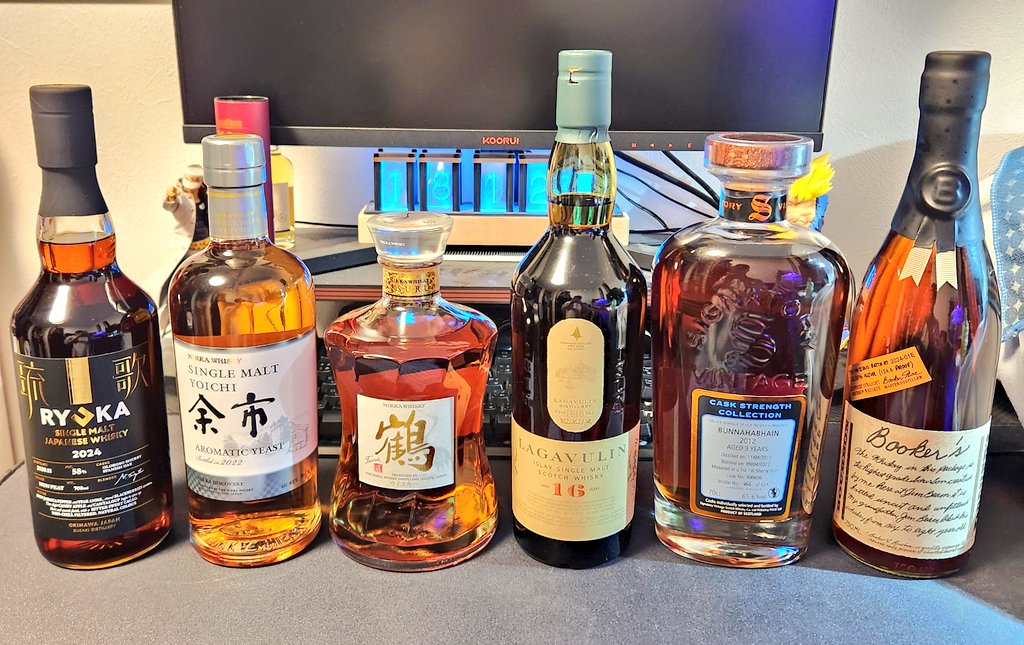asika_7th's tweet photo. 趣味に耽る元気なアラフォーです💪
普段は、株価の波に一喜一憂しつつ現実逃避にソシャゲをする人生初心者🔰
魚を釣って食べたり、酒をコレクションしたりします🥃
ボードゲームも好きです🎲 https://t.co/1YpnOzYKVG