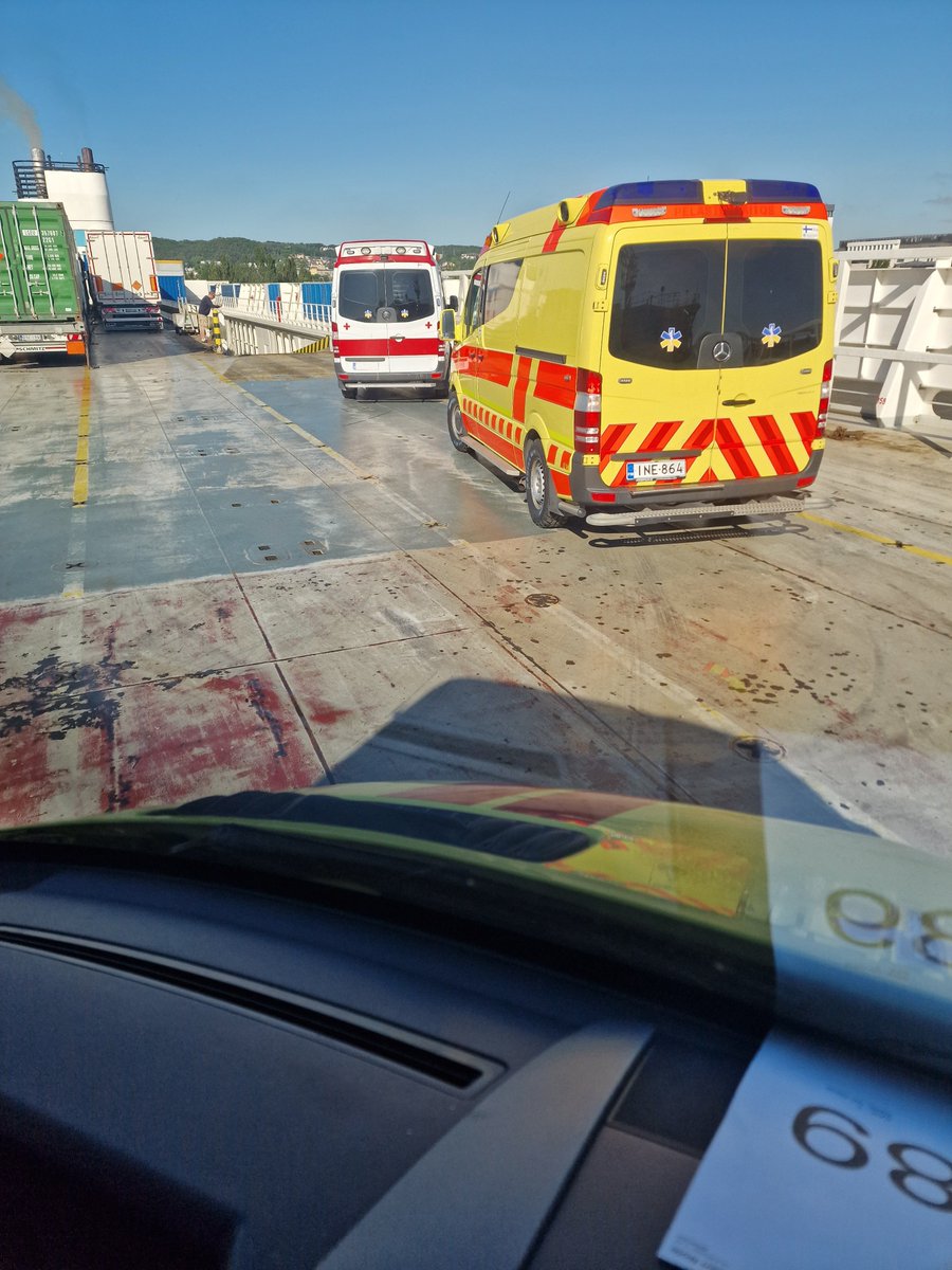 Monday update for 🚑 number 20 🇺🇦

💰 €2.849 raised
🚑 €17.151 still needed

‼️ Only €151 away from hitting €3.000 ‼️

Let’s make it happen today! 💙💛

🔵 MobilePay: 18846
🟡 paypal.com/donate/?hosted…

Your donation save lives!
Thank you 🫂

FUNDRAISING PERMIT: RA/2023/765