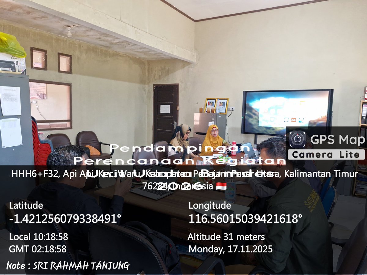 Gotong Royong Membangun Desa; wujud nyata kerja kolaboratif semua pihak dalam Membangun Bangsa

#TerimaKasihYandriSusanto
#SelamatkanDesaDariNarkotika
#DesaBersinar
#DesaGotongRoyong

<a href="/prabowo/">Prabowo Subianto</a>
<a href="/YandriSusanto/">Yandri Susanto</a>
<a href="/ArizaPatria/">Ariza Patria</a>