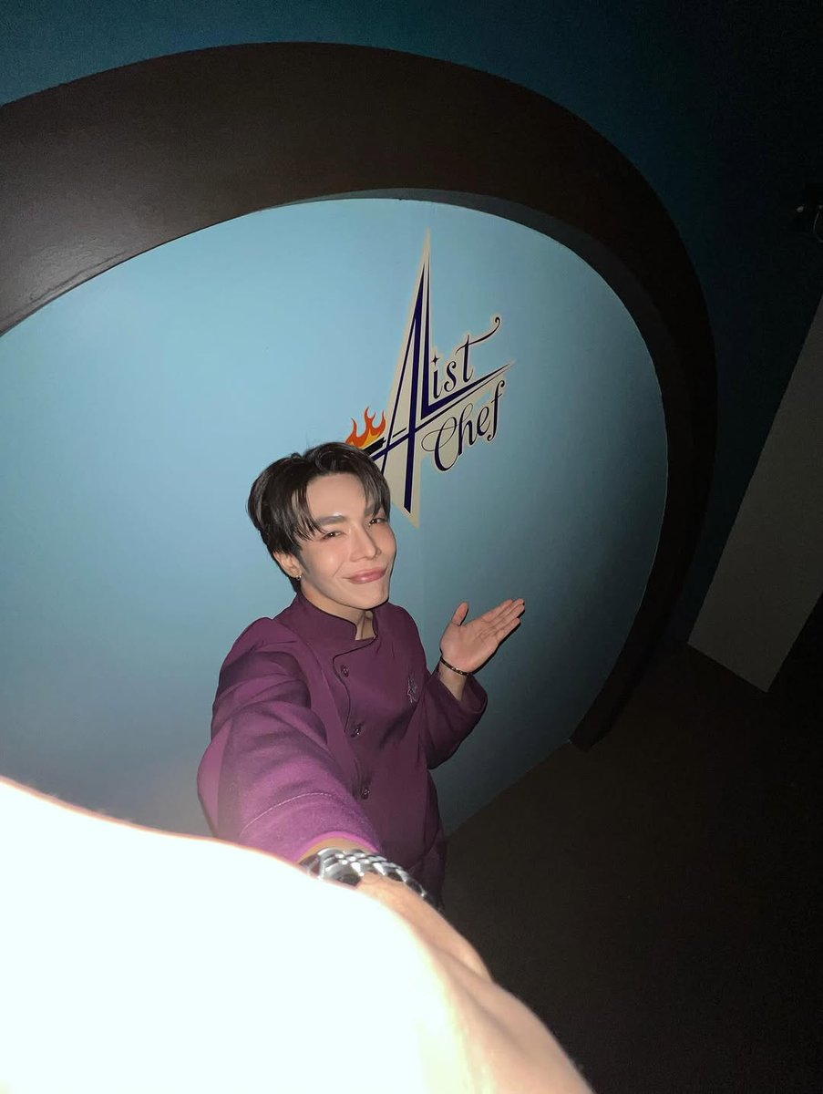 fevumb's tweet image. เมื่อหนุ่ม 97 อยากเป็นหนุ่มเจน z น่ารักว่ะ 
5555555555555555555555555555

#JetATLAS