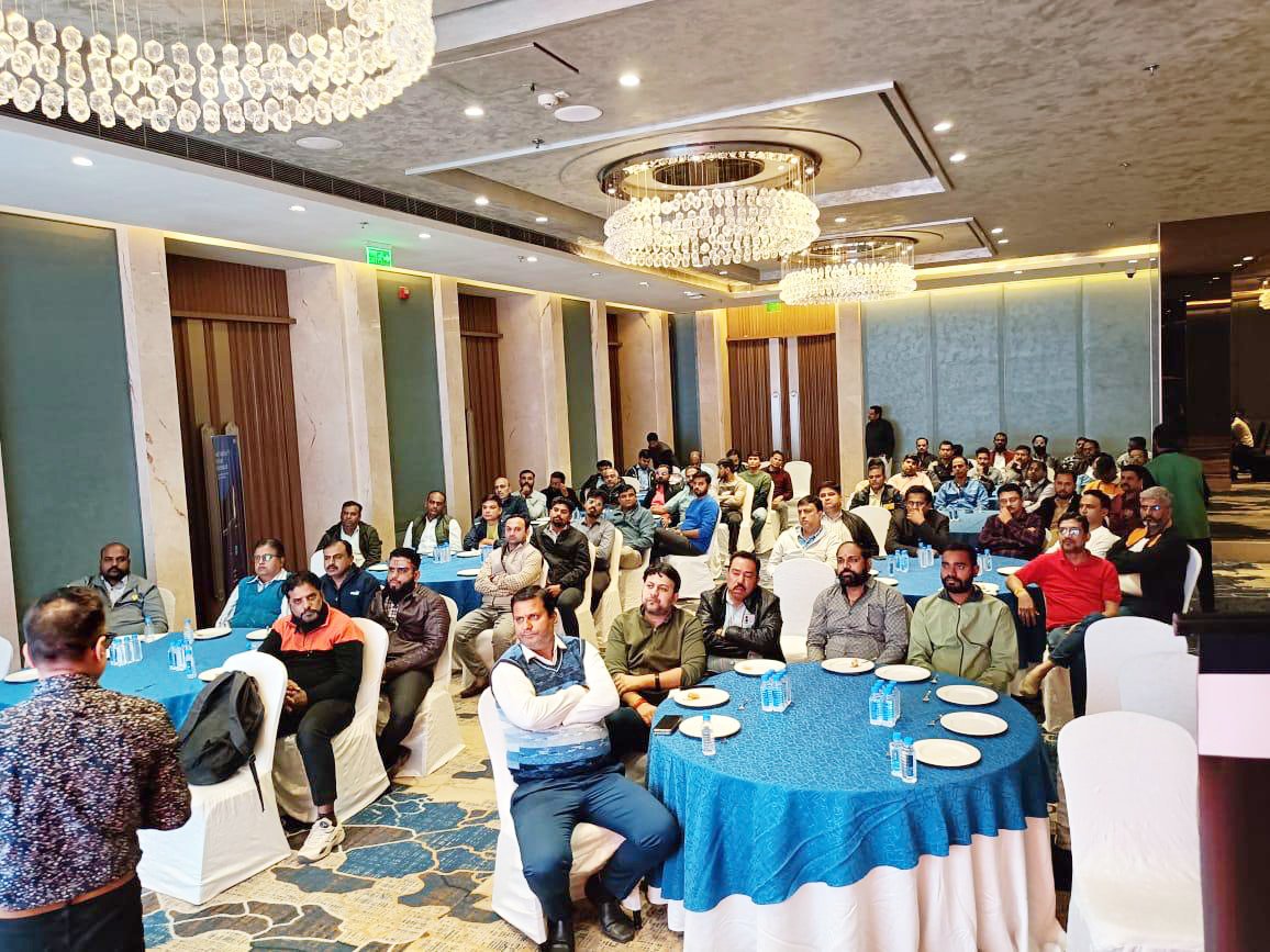 rptechindia's tweet image. Empowering Our Partners with Next-Gen Performance | Intel® Core™ Ultra (Series 2) Training
We’re thrilled to host a series of Intel® Core™ Ultra (Series 2) training events across multiple locations!

#IntelCoreUltra #IntelSeries2 #NextGenPerformance #RPTech