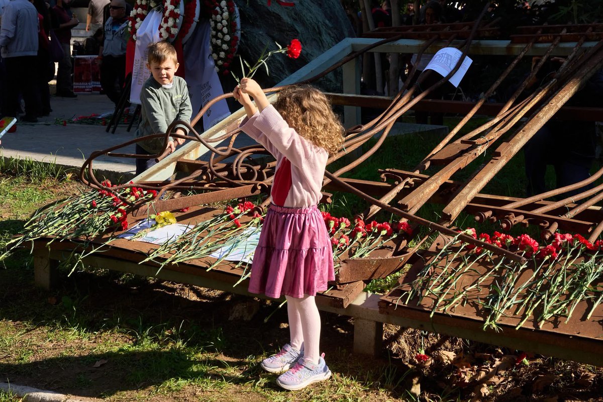 #ΠαιδωνΑγιαΣοφια17
Υπερασπίσου το παιδί
γιατί αν γλιτώσει το παιδί
υπάρχει ελπίδα . . .
#Υγεία #ΑΓΑΠΗ #Αλληλεγγύη &amp; #Πρόνοια
Στηριζουμε κάθε μέρα Για την ΣΩΣΤΗ &amp; ΠΛΗΡΗ ΛΕΙΤΟΥΡΓΙΑ

#πολυτεχνειο