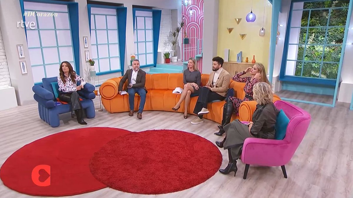 #DCorazón en @la1_tve se mantiene por encima del doble dígito al registrar un 10.2% y una media de 674.000 espectadores

❤️ 2.8 millones de espectadores conectaron en algún momento con el programa

#QueVivaLaTele #Audiencias