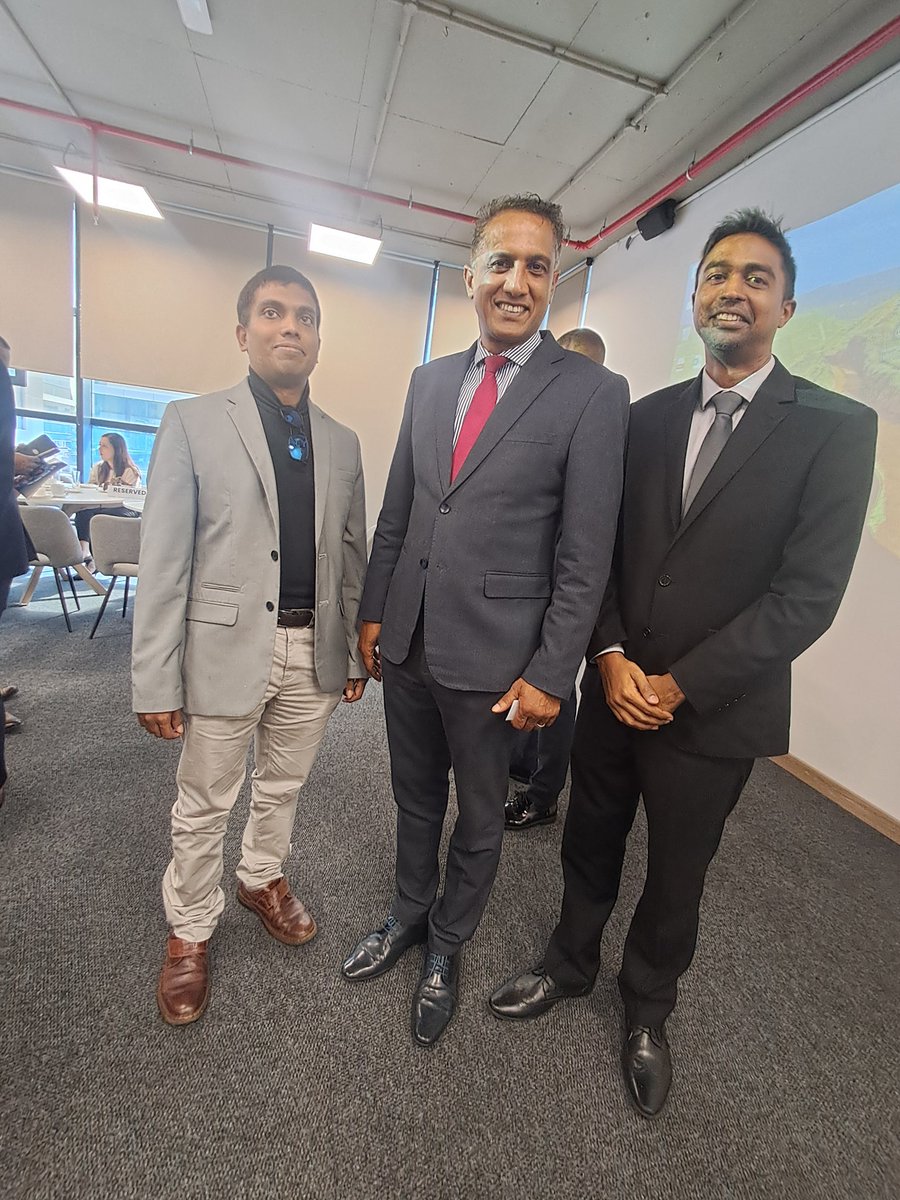 CyberstormMu's tweet image. Thank you to the ministry of ICT of #mauritius for inviting us for the launch of DIVA. We took the opportunity to have a friendly chat on our R&amp;amp;D work on #AI, #postquantumsecurity and interesting items.