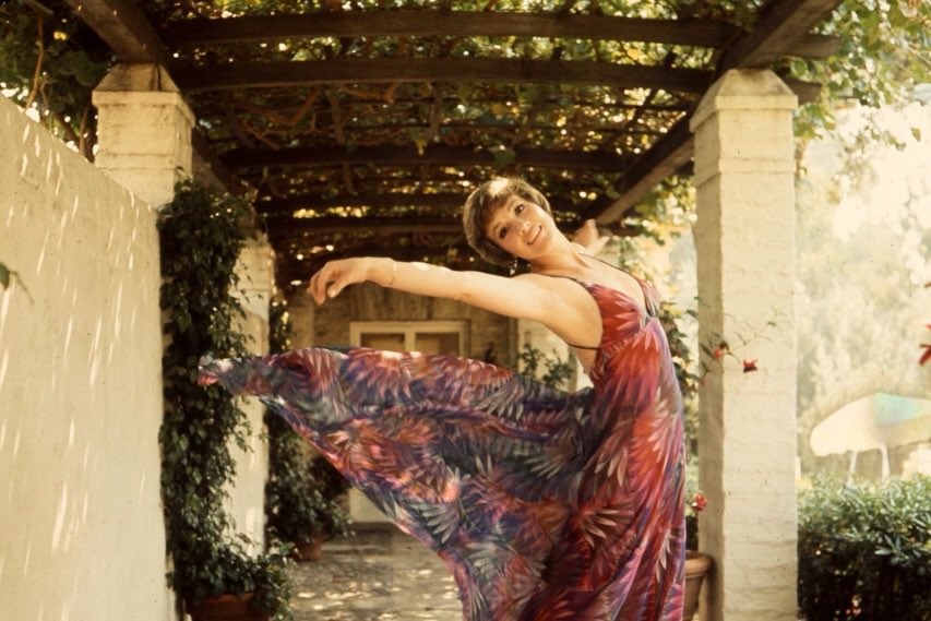 oldhllywoods's tweet image. julie andrews