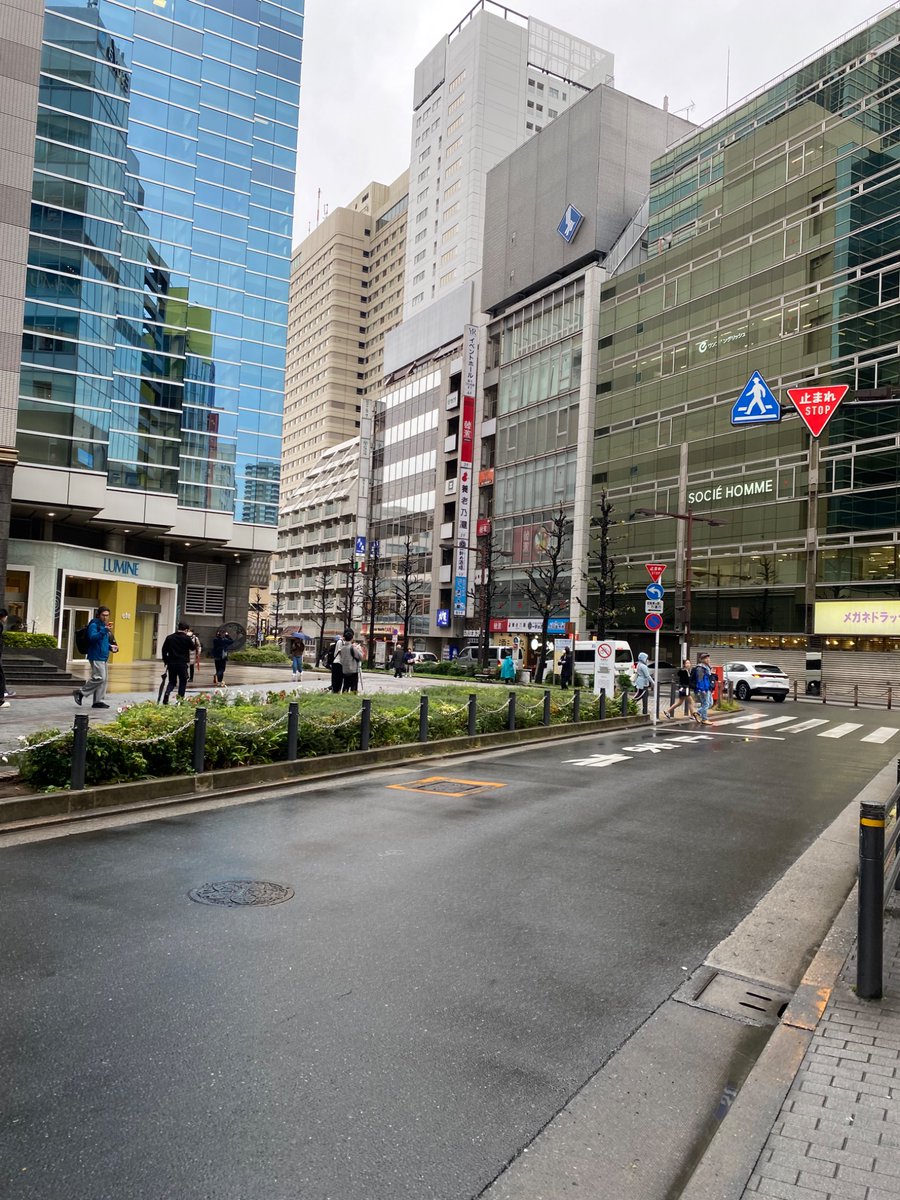ShitpostRock's tweet photo. I spent 2 weeks in Tokyo, Japan
-the streets are clean and safe
-people are polite and helpful
-the trains are quiet and clean
-incredibly modern
-the food is amazing
-very modern

Genuinely best city i have ever been to, if only our European capitals could be like this… https://t.co/uyiLYwMl2o