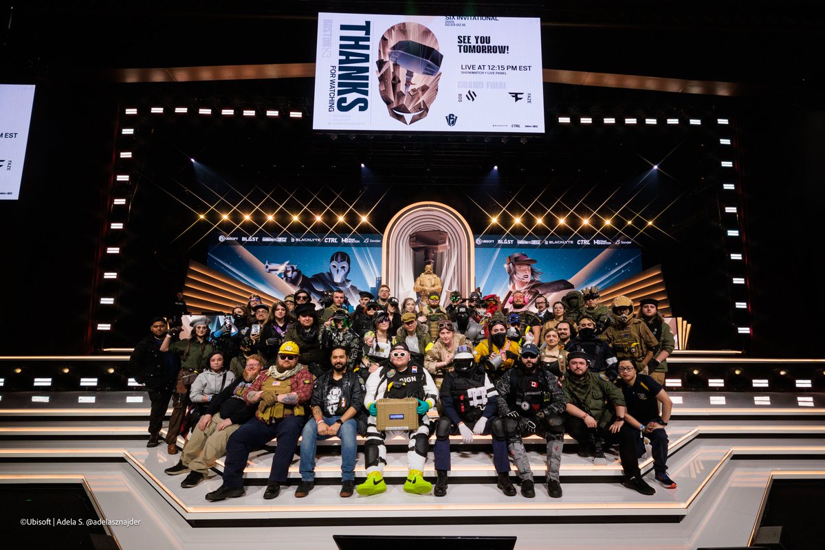R6RoundTable's tweet image. First time at an R6 event as a cosplayer and want to join a like minded community where you can collaborate with others? Be sure to check us out, the Roundtable of Operators! 

r6roundtable.com

#R6Community #RainbowSixSiege #MunichMajor