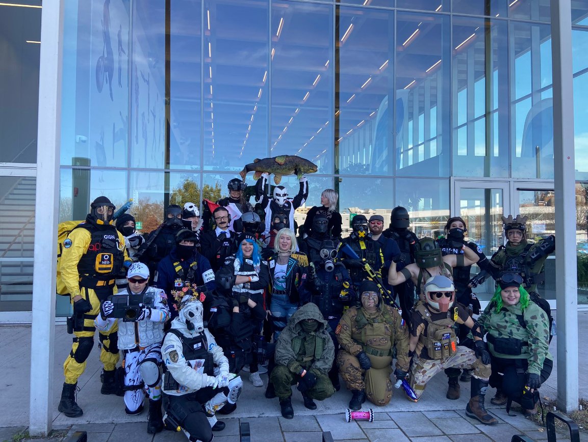 R6RoundTable's tweet image. First time at an R6 event as a cosplayer and want to join a like minded community where you can collaborate with others? Be sure to check us out, the Roundtable of Operators! 

r6roundtable.com

#R6Community #RainbowSixSiege #MunichMajor