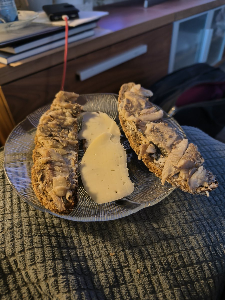 Viimeiset Ruisrontit savusilakalla ja Oltermannilla. Kaikki hyvä loppuu aikanaan