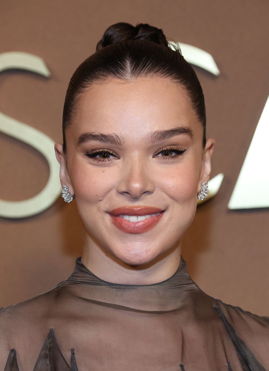 Hailee Steinfeld attends the 16th Governors Awards
Matt Baron/BEI/Shutterstock