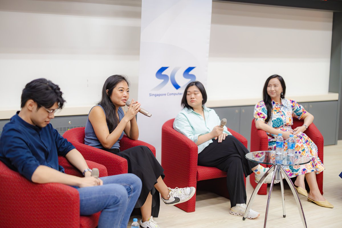 Thank you to SCS for having us at Splash Forum 2025 at NYP. Honoured to have SMS Tan Kiat How set the tone for a day focused on young tech talent.

Our COO, Tan Jing Yi, joined a great panel on thriving in startups. Grateful for the energising discussion!
