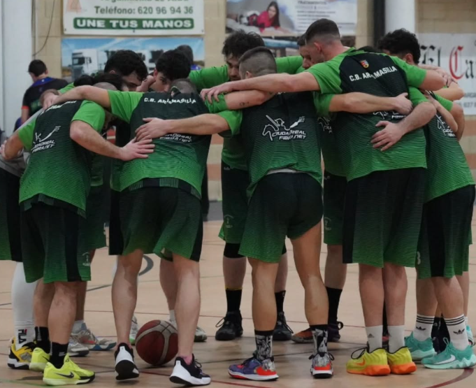 fbclm's tweet photo. #Auto2MAS | Desde la FBCLM queremos desear una pronta recuperación al técnico-jugador del @CBArgamasilla , Rubén Salazar. Por suerte todo quedó en un susto. Un fuerte abrazo a toda la familia argamasillera. https://t.co/kaBtuziDUP