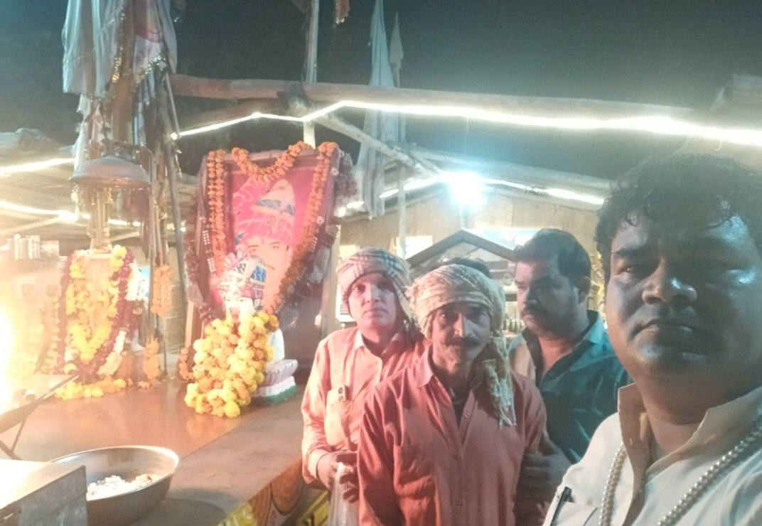 ashiwal_suresh's tweet image. राजस्थान के सुप्रसिद्ध देवस्वरूप श्री #ओम_बन्ना जी की पुण्यतिथि पर विनम्र श्रद्धांजलि।