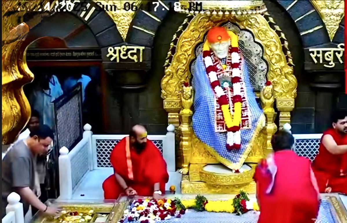 sudhirhp's tweet image. श्री सच्चिदानन्द सद्गुरु साईनाथ महाराज की जय...