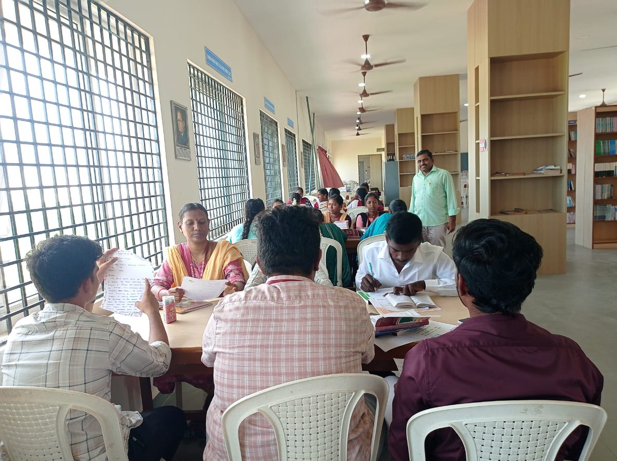 NSSGRT1TVLR's tweet image. Our B.Ed. student teachers actively participated in the Book Review session, presenting insightful reflections and showcasing their love for reading.
#GRTCollegeOfEducation #LibraryWeek2025 #BookReview #ReadingCulture #FutureTeachers #EducationalActivities #LoveForReading #GRTCOE
