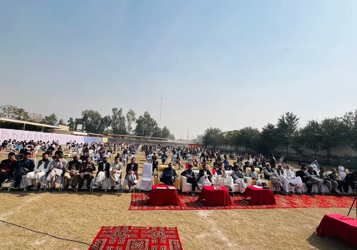 KPJamiat's tweet photo. اسلامی جمعیت طلبہ خیبر کے زیرِ اہتمام سیرتُ النبی ﷺ ٹیسٹ کا انعقاد کیا گیا۔
ناظم اسلامی جمعیت طلبہ خیبر پختونخوا، برادر اسفندیار عزت نے خصوصی شرکت کی اور خطاب کیا۔
ناظم ضلع خیبر برادر روح اللّٰہ آفریدی نے پروگرام کا یادگار شلیڈ پیش کیا

#KPJamiat https://t.co/iaW8yj9Kk2