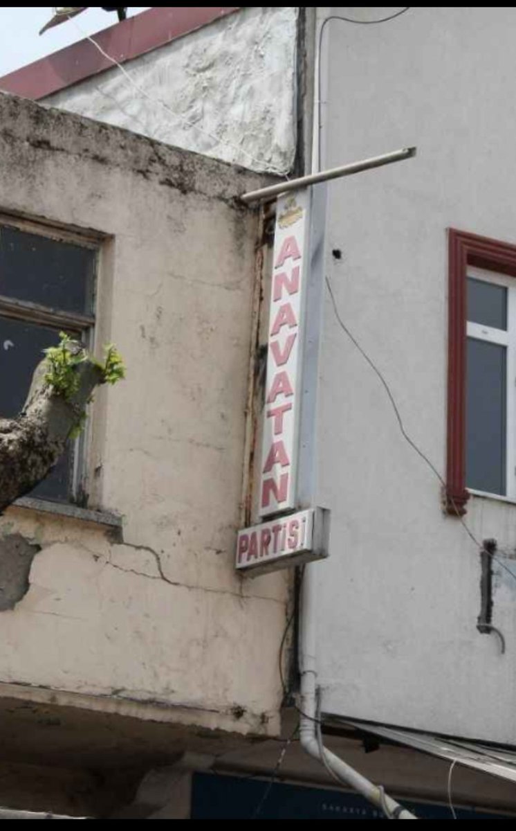 Plan ve Bütçe komisyonunda kademeli emeklilik için RET oyu veren <a href="/AKPartiTBMMGrup/">TBMM AK Parti Grup Başkanlığı</a> vekillerine küçük bir hatırlatmadir. 

#MeclisteGündemKademe