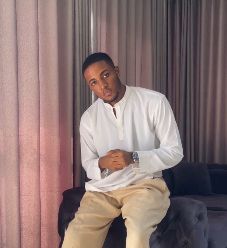 Tech_babby's tweet image. It’s a new week. Please Re-introduce yourself and tell us what you do. I’ve seen people land opportunities from simple tweets👏🏾

Hi I’m Ronald PM/Product marketing manager. You?