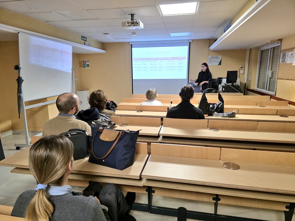 🌧️🌧️ ¡Empezamos la semana con lluvia y SESIÓN docente! 📚✨
👩🏻‍💼 Dra. Priscila Orellana
📋 Manejo del dolor en el paciente oncológico: escalada de dosis 🔼, rotación de opioides 🔄, efectos secundarios ⚠️ y más.
💪✨ ¡Buena semana! 🌈💼📖
#SomosHUVR