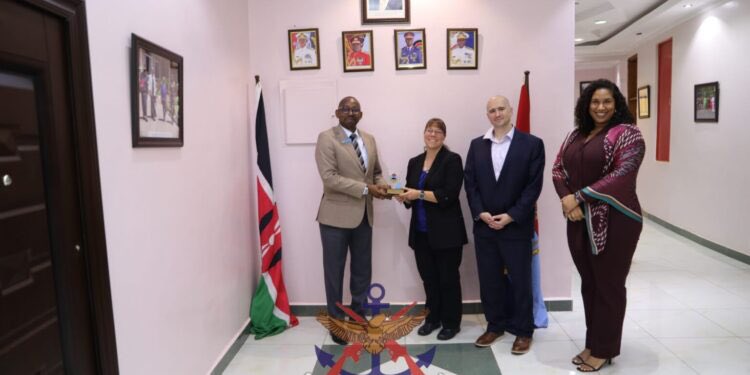 Kenya: National Defence College deepens military education partnership with United States

The visiting U.S. officials expressed interest in deepening existing collaborations supporting institutional improvements to boost the quality of military education

edutimesafrica.com/kenya-national…