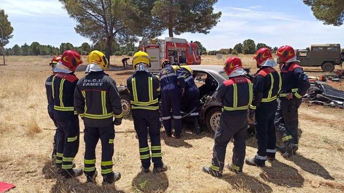 FSCdeCCOO's tweet image. 🔥 Denunciamos la mala gestión del presidente del. Servicio contra Incendios y Salvamento de Ciudad Real.

👩‍⚖️👨‍⚖️ La empresa incumple además la resolución judicial que la condenó por vulnerar el derecho a la libertad sindical y negociación colectiva.

➡️ castillalamancha.ccoo.es/noticia:741980