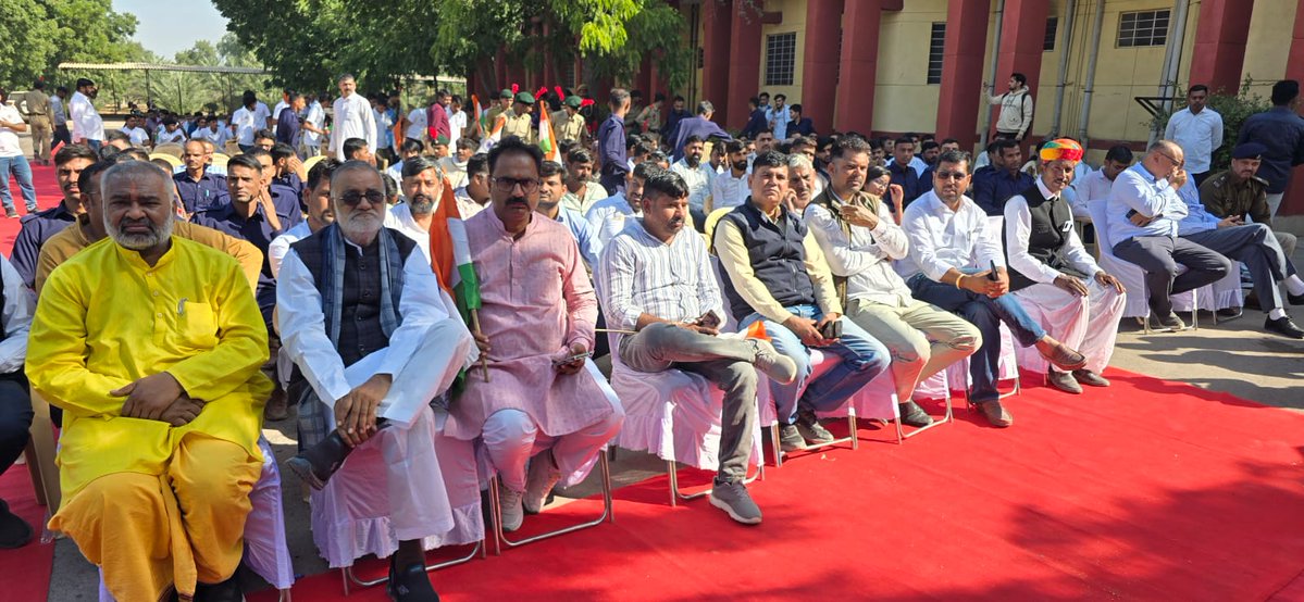 arjunrammeghwal's tweet image. इस अवसर पर खाजूवाला से विधायक श्री विश्वनाथ मेघवाल जी, सहित भाजपा के वरिष्ठ पदाधिकारी एवं कार्यकर्ताओं की गरिमामयी उपस्थिति रही।
 
 #Sardar150 #UnityMarch