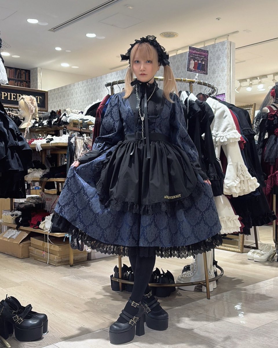 𝐀𝐭𝐞𝐥𝐢𝐞𝐫&𝐒𝐞𝐥𝐞𝐜𝐭 𝐄𝐬𝐭𝐫𝐞𝐥𝐥𝐚𝐬 (@estrellas1025