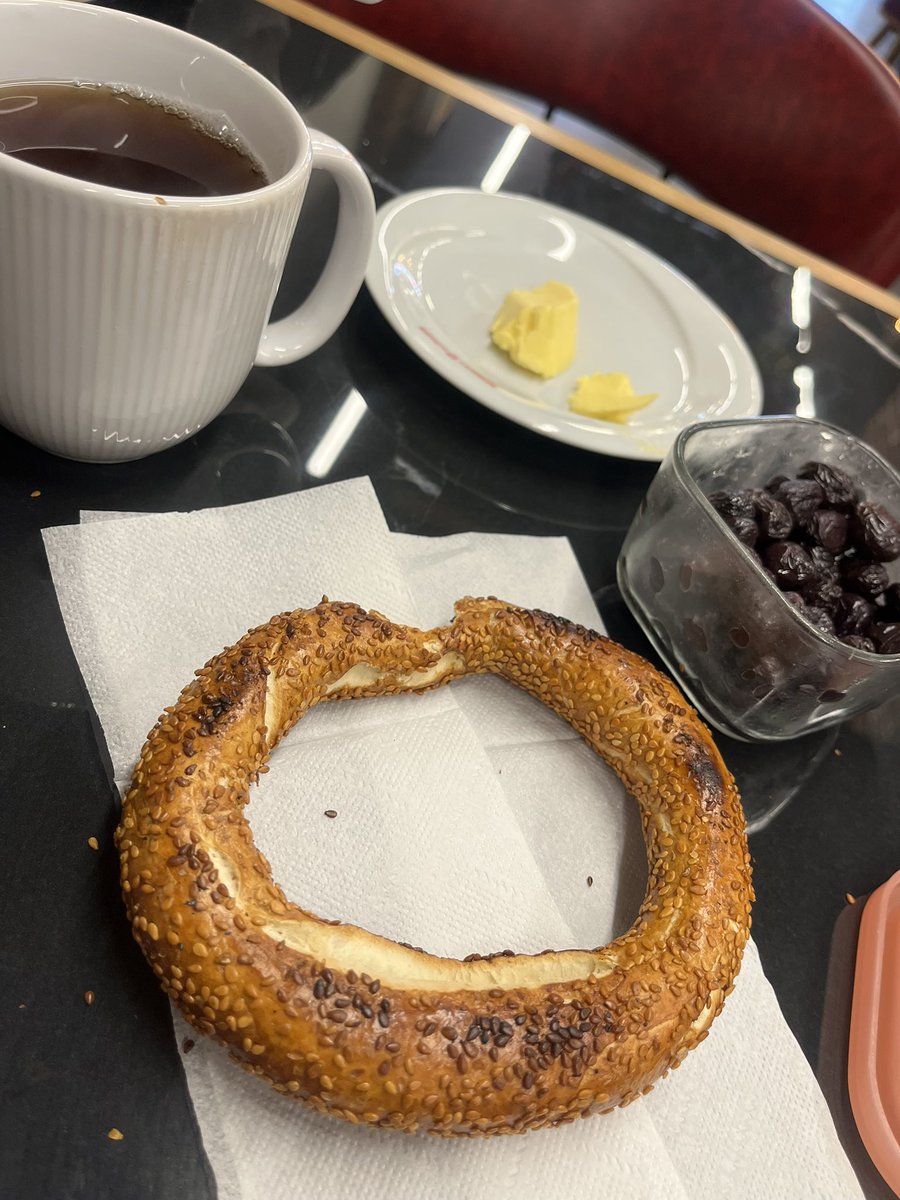 Yaşıyorsun bu hayatı kahvaltısı 😎