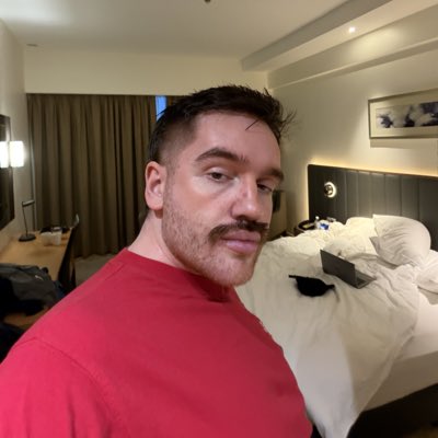 red himbo tweet media