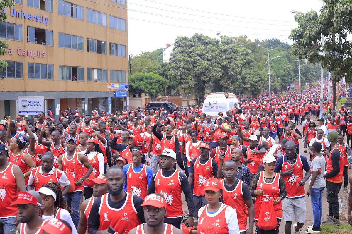 t_virusPk1's tweet photo. Buganda kabaka Run vs Bukonzo Rwenjururu kabaka Run ๐โโ๏ธ ๐คฃ๐๐
You guys your joking ๐ฎ https://t.co/zdTgk06EzS
