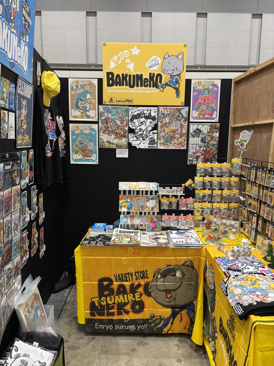 くまねこ様② Don't provoke the rabbit. Original design of the two headed cow