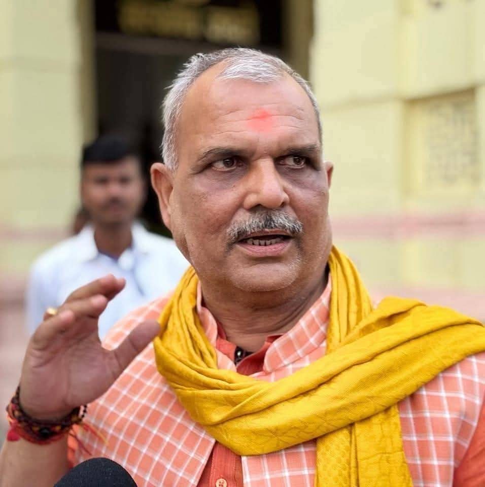 AbhijetPas571's tweet photo. #92664_वोटरों_की_एक_ही _मांग_वापस_हो_बचौल_का_सम्मान
#बिस्फी_मांगे_बचौल @AmitShah
@narendramodi @DilipJaiswalBJP @nityanandraibjp @samrat4bjp https://t.co/BzcnMsW8Jc