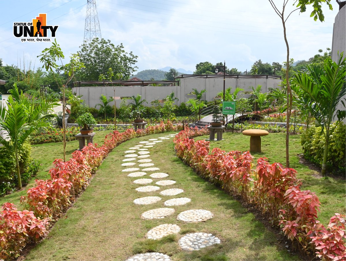 souindia's tweet image. Vaman Vriksh Vatika

A green sanctuary recently inaugurated by the Hon’ble Prime Minister near the Statue of Unity, celebrating India’s botanical heritage.
#VamanVrikshVatika #EktaNagar #StatueOfUnity #150YearsOfSardarPatel