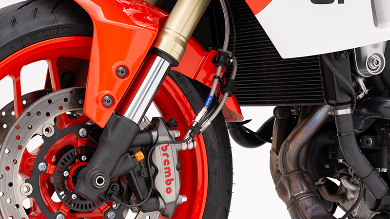 plot_p2's tweet image. 【SWAGE-LINE PRO】YAMAHA　XSR900GP　24年モデルブレンボキャリパー仕様用が新発売！
  
詳しくはこちら
plotonline.com/news/detail.ht…

#SWAGELINEPRO #スウェッジラインプロ #YAMAHA #ヤマハ #XSR900GP