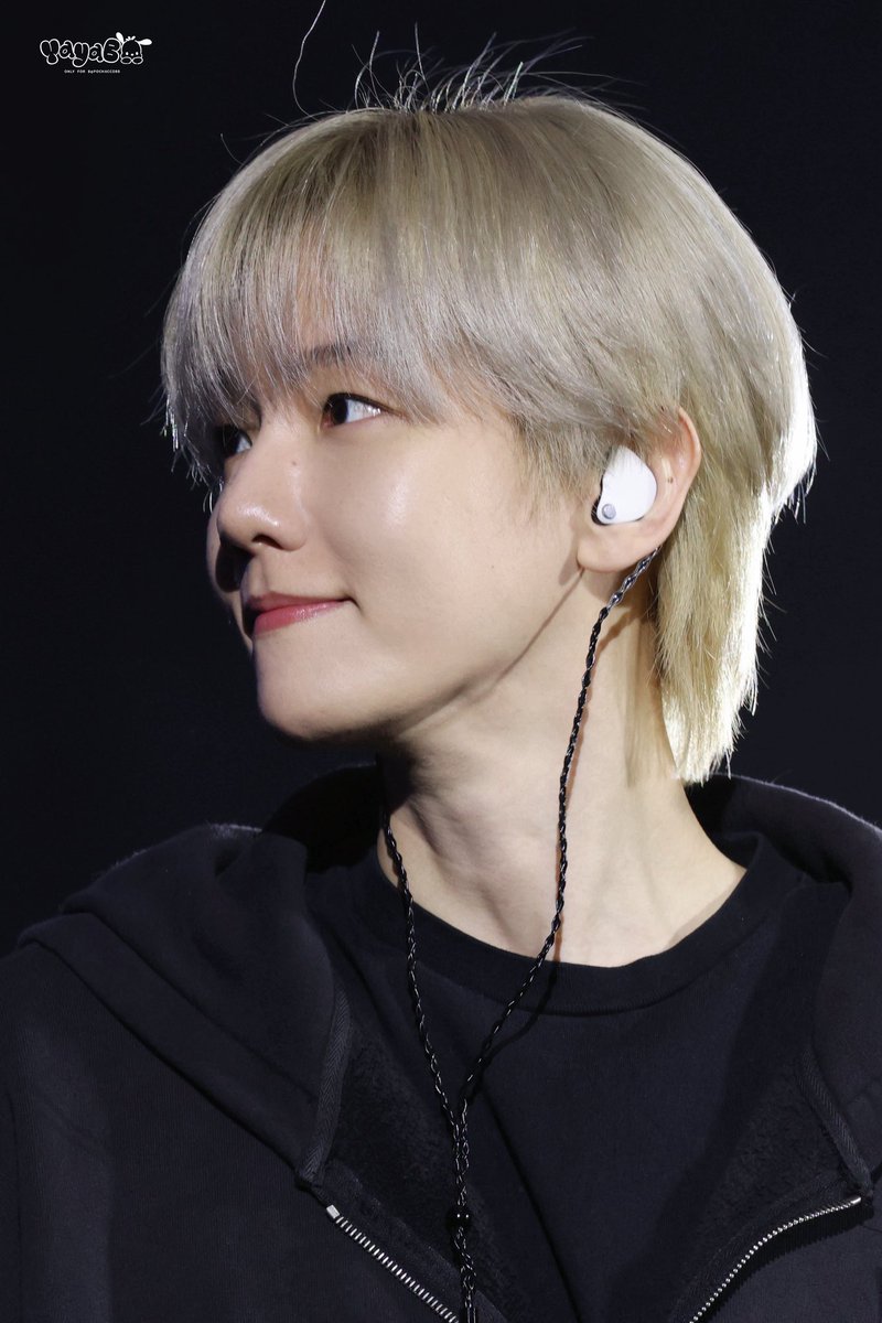 luvbh56's tweet photo. 사랑하는 백현시🩷 https://t.co/A9pNSfOqe1