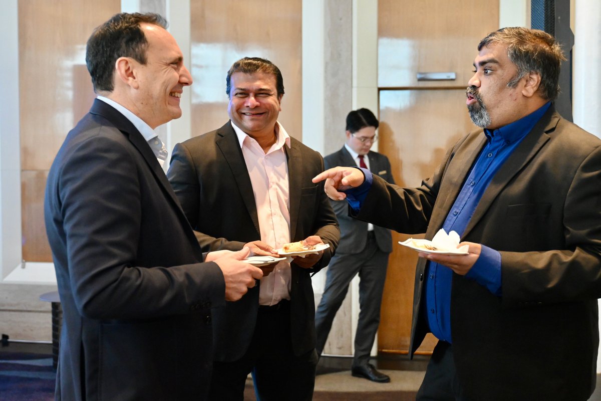 GTDC_org's tweet image. Networking at the #GTDCSummitAPJ, valuable 1:1 meetings, great conversations and a fantastic setting here in Singapore.

#channel #itdistribution #APJ