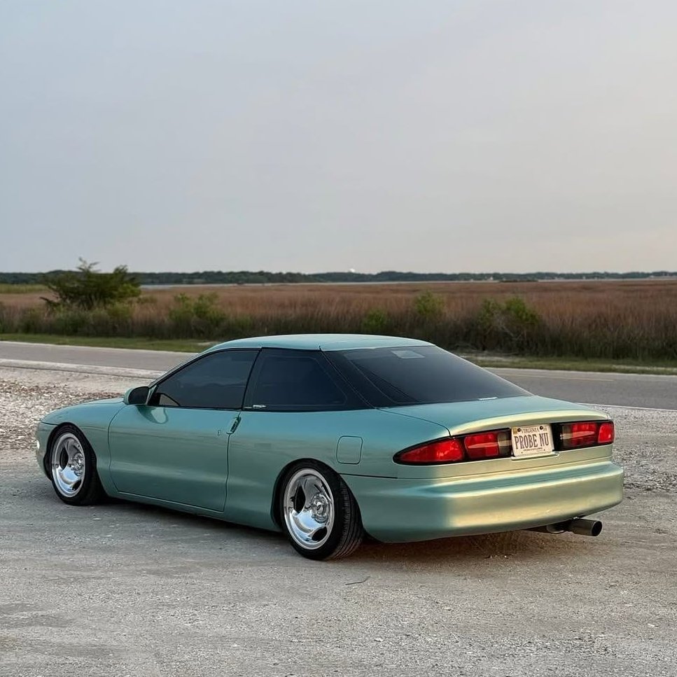 000_three's tweet image. i always thought ford probes were a good lookin machine
we had a few RHD ones in NZ back in the day that were imported second hand from Japan
...i think if they were RWD way more people would like them