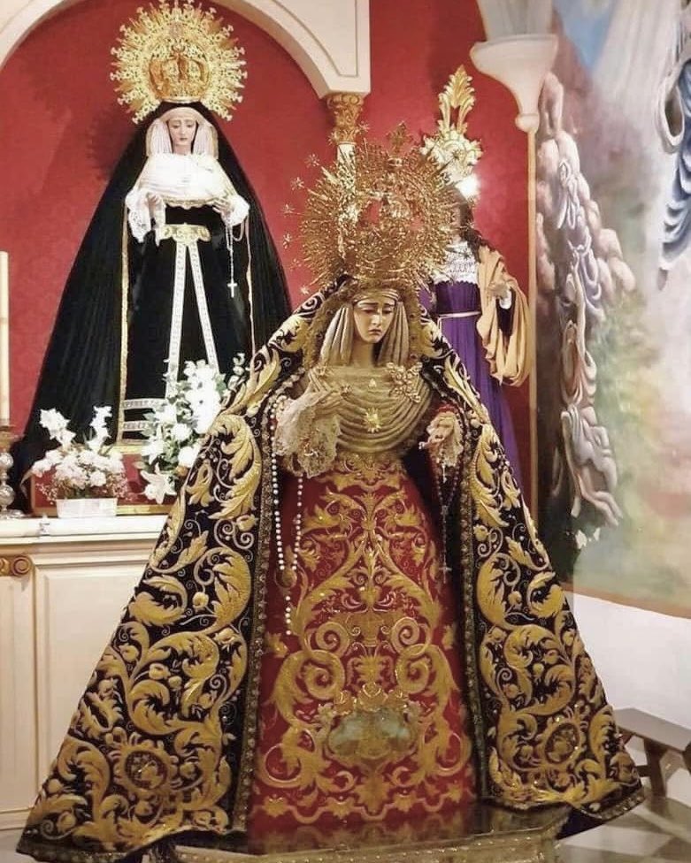 HdadTrabajoyLuz's tweet image. #Efeméride • Tal día como hoy, pero de 2018, despedíamos de nuestra sede #canónica a nuestra querida @LanzadaGranada por su vuelta a casa tras la conclusión de las obras de ampliación de la #puerta de la #Parroquia de los #Dolores. 

(1/3)