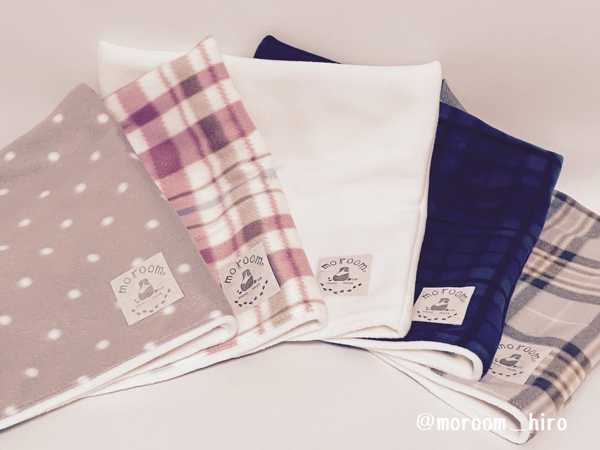 ✨ moroom information✨

秋冬寝袋(L)出品しました

内布は全て毛玉ができにくい加工をされているオフホワイトのフリースです

イベント後の出品を予定してましたが、ご要望が多かったので緊急にお作りしました◻️
この冬も暖かくお過ごしくださいね☺️

 【online shop】
 creema.jp/c/moroom/item/…