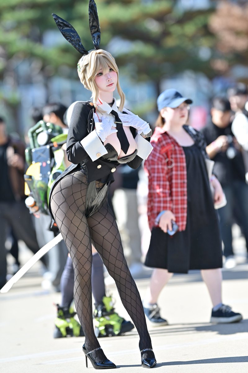 HAN_coser's tweet photo. 🐰🍀

#NIKKE #NIKKEcosplay #エードエージェントバニー https://t.co/qBoEqOT24C