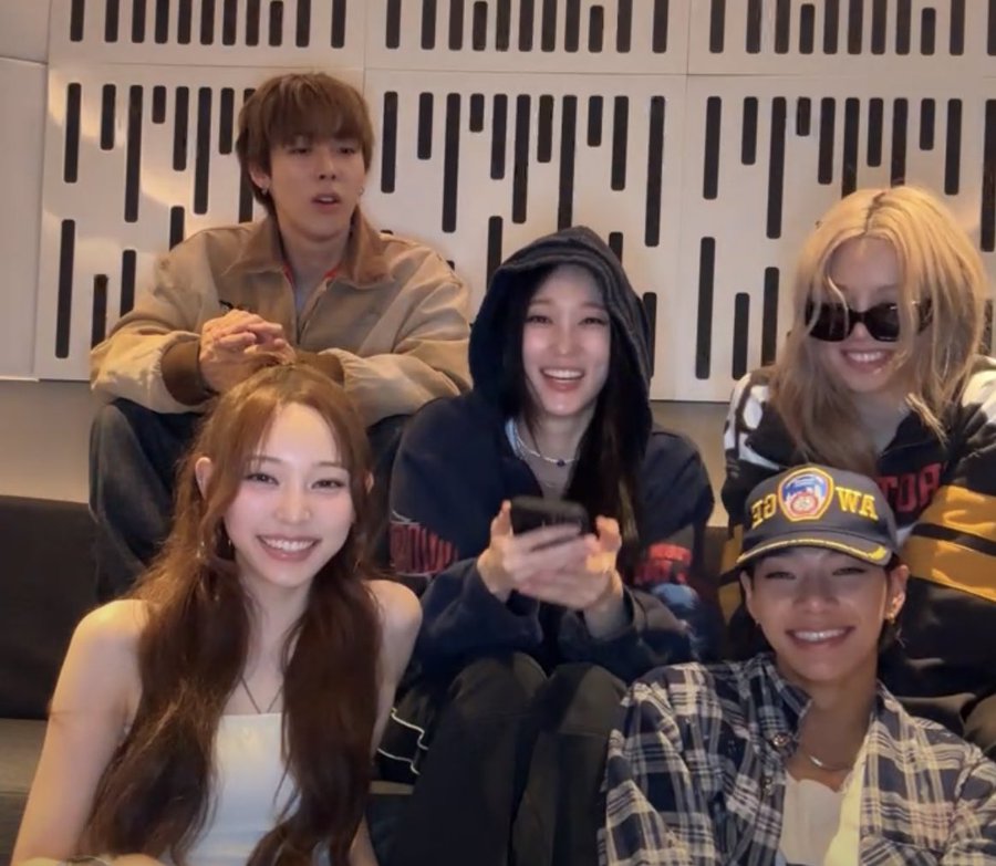 G58VWHnWAAAC8Oc?format=jpg&name=900x900