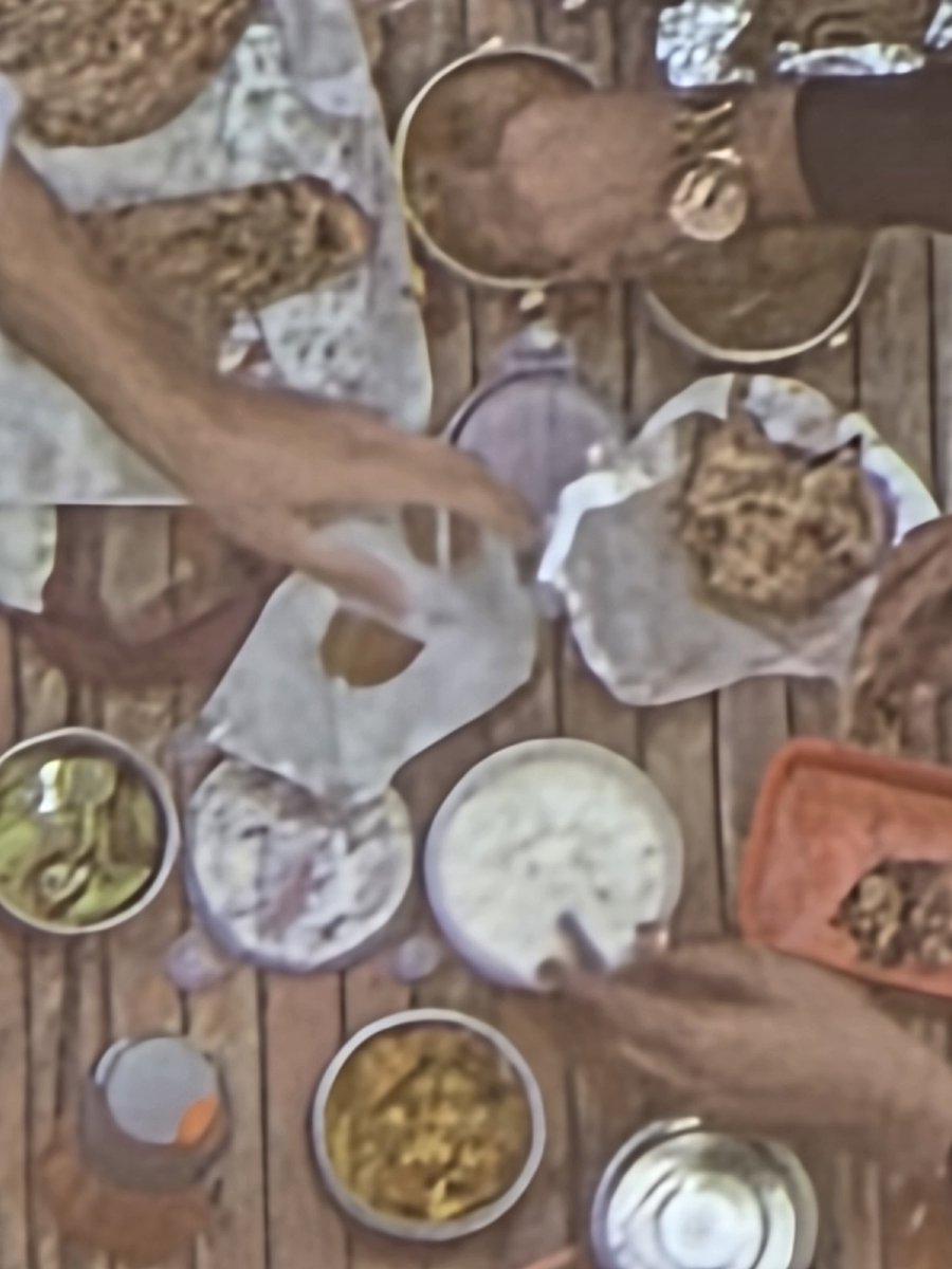 Trolling_isart's tweet image. S25 Ultra is no more a Zoom King.