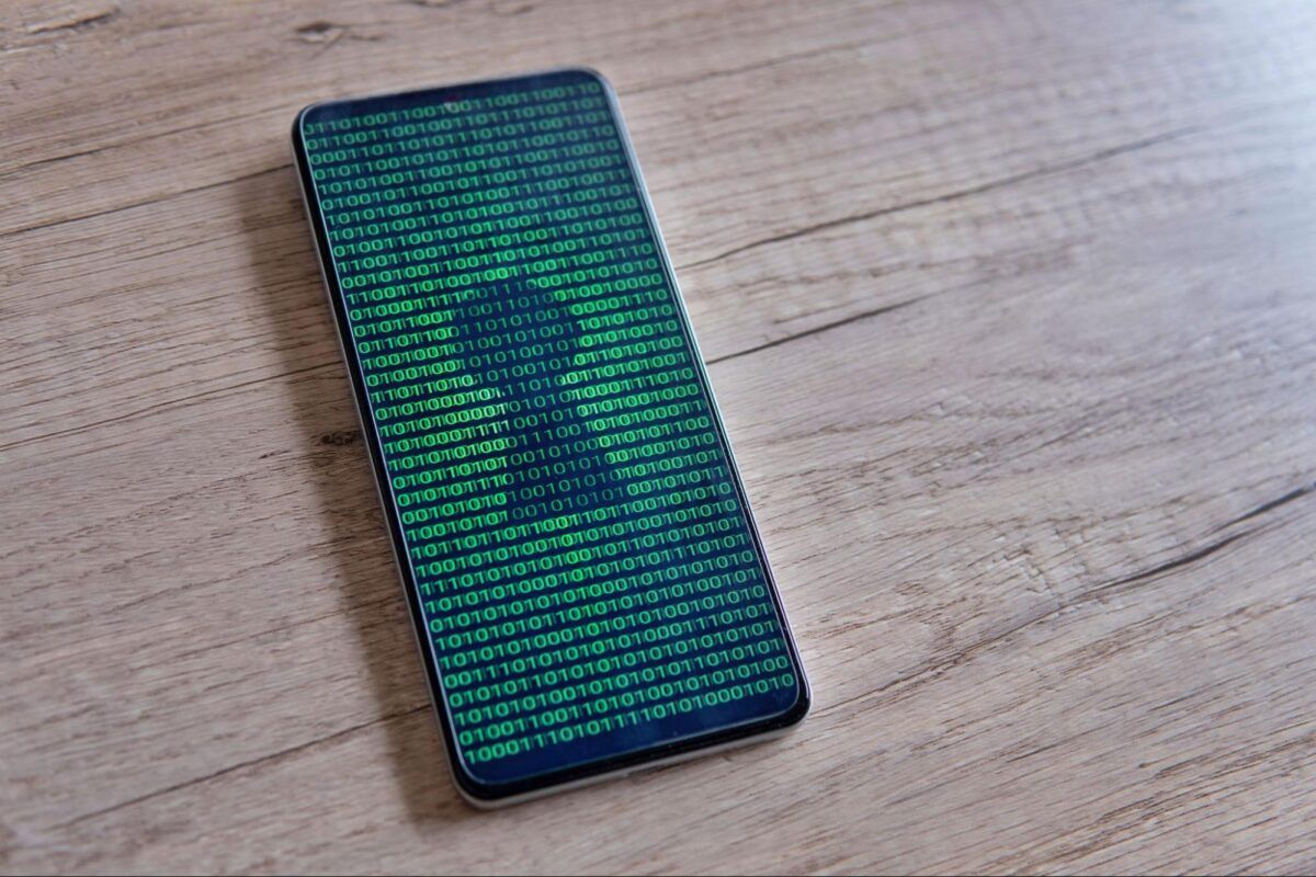 chimeratool's tweet image. 📱Who Really Owns Your Phone?
Bootloaders are locking, sideloading is shrinking, and the rules around Android devices are shifting. If you work on phones, this affects you.

Read the full story 👇
buff.ly/Ob3sSBd

#MobileRepair #AndroidTech #DeviceFreedom #RepairPros