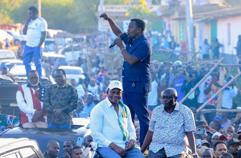 kevinrigathi_'s tweet image. Mbeere iko Mbele!
I am here, I have seen, and I have heard
The people of Embu are resolute. Just as they were the first to shout down Kasongo when he stood on the podium with his lies, they are now equally determined to show the whole country that Kasongo ni Wantam
Newton Karish